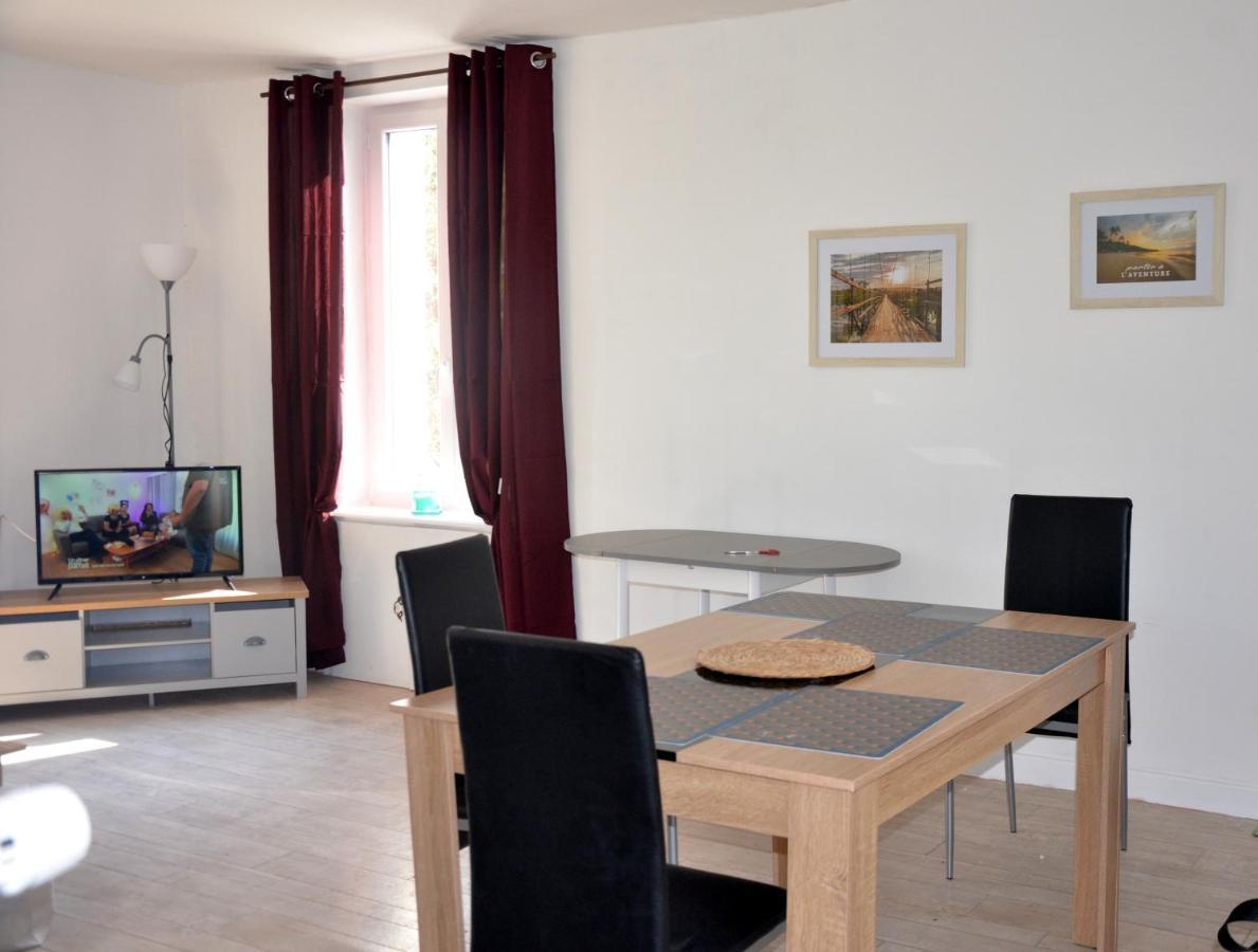 Au Bord De L'Eau Appartement 50 M2 Chambon-sur-Voueize المظهر الخارجي الصورة